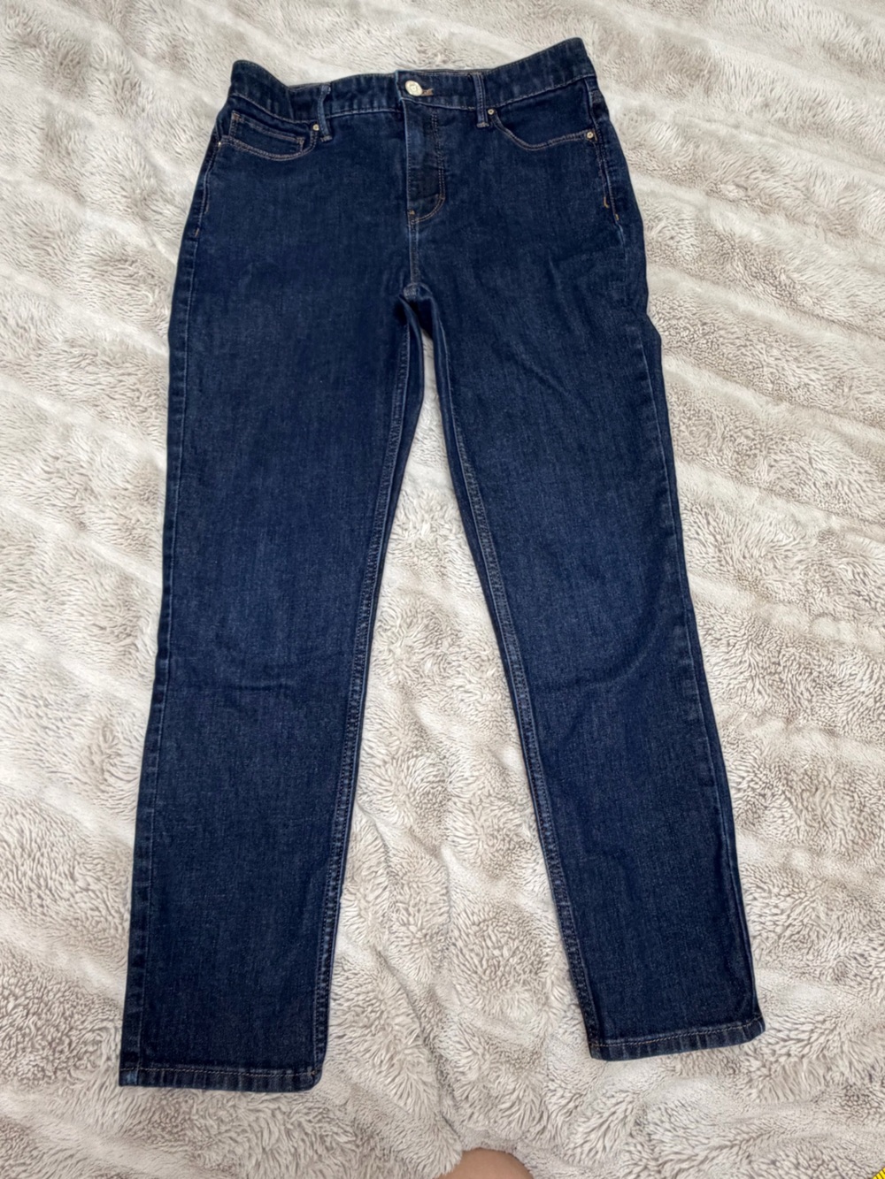 White House Black Market The Skinny Dark Wash Jeans Size 4